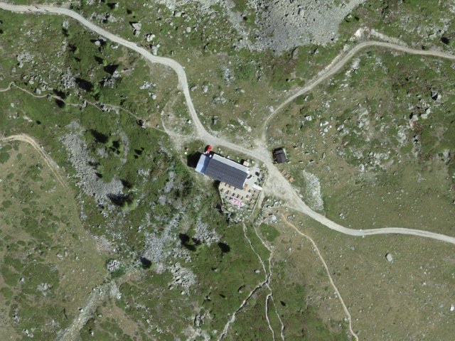 Cabane Bella-Tola