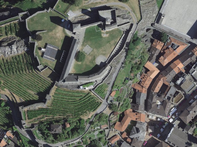 Projekt Castel Grande – Skulpturen und Gemälde von Ivo Soldini