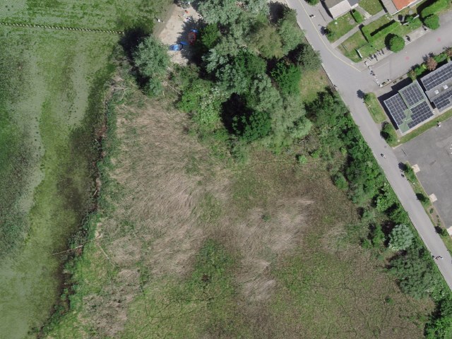 Av. du Port 10, 1545 Chevroux, Suisse