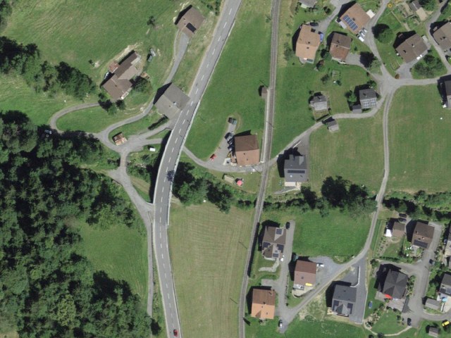 Wanderung ab En Charnet über Champéry-Village