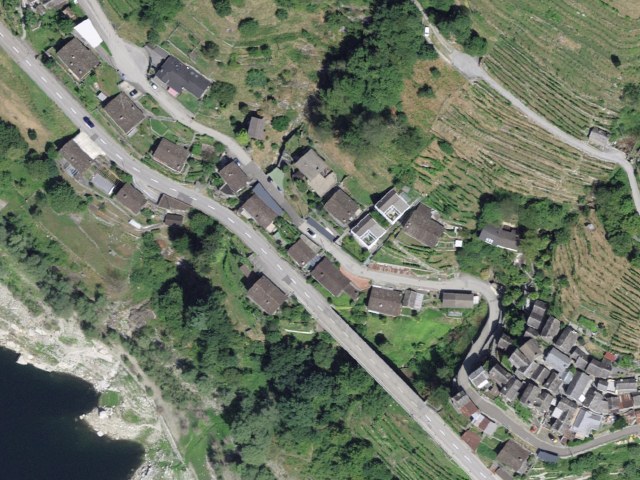 Randonnée facile depuis Vogorno vers Berzona
