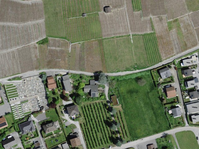 Challenging hike from Vétroz to Mayens-de-Chamoson via Champoline