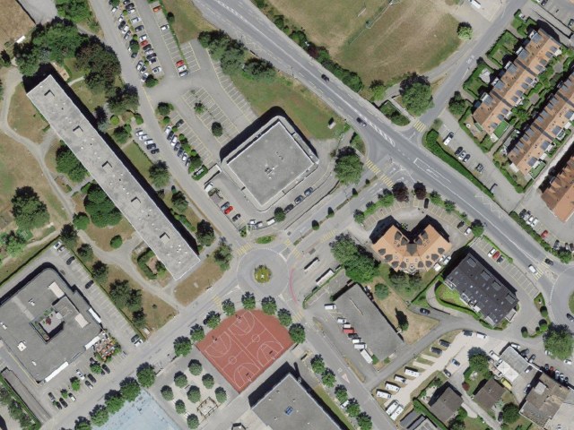 Łatwa wędrówka od Gland przez Pont Farbel