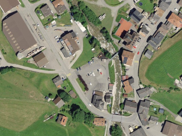 Wędrówka od Les Moulins przez Les Capises