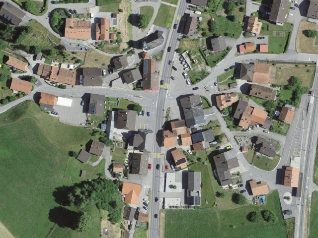 Escursione impegnativa da Enney passando da La Vudalla