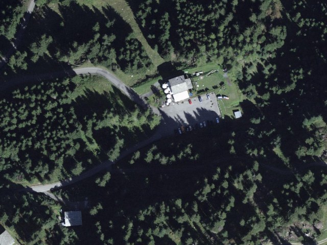 Zervreila Läntahütte