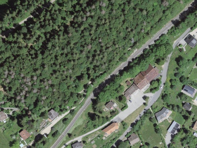 Vandring från Les Esserts-de-Rive via Les Viffourches