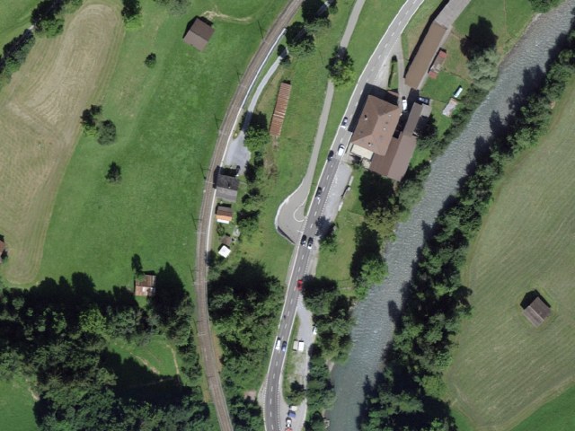 Easy hike from Enge i.S. to Weissenburg