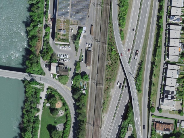 Untervaz Bahnhof - Haldenstein Station