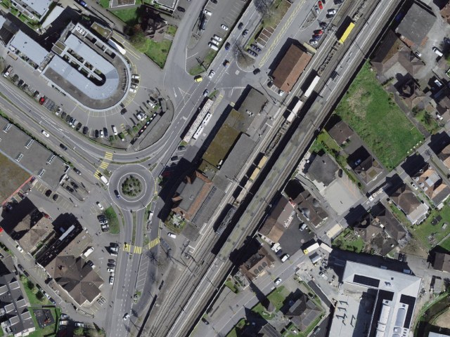 Εύκολη πεζοπορία από Brunnen μέσω Wolfsprung