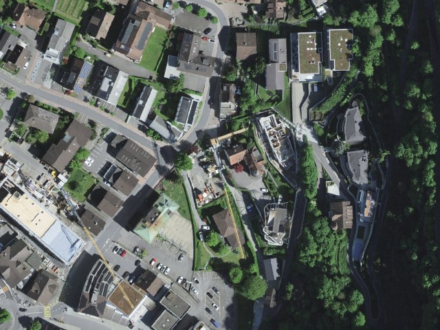 Wandeling van Vaduz naar Triesenberg via Schwefelwald
