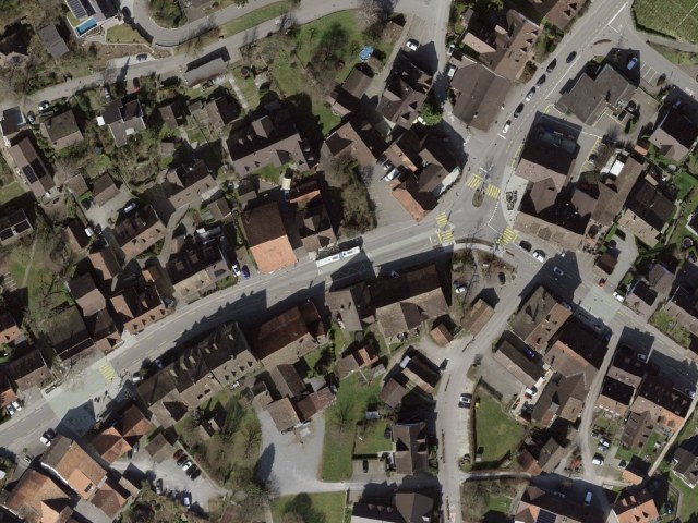 Gemütliche Wanderung ab Weiningen ZH über Altberg