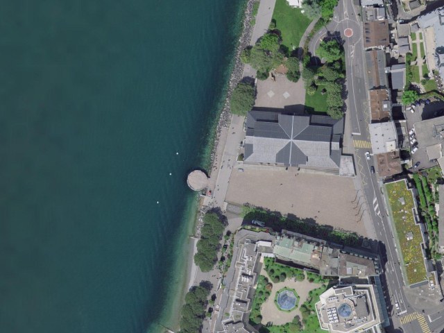 Statue of Freddie Mercury in Montreux