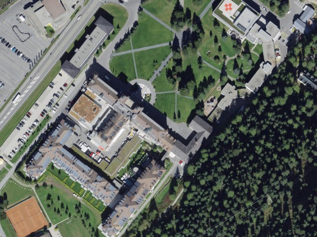 Ovaverva Hallenbad, Spa & Sportzentrum
